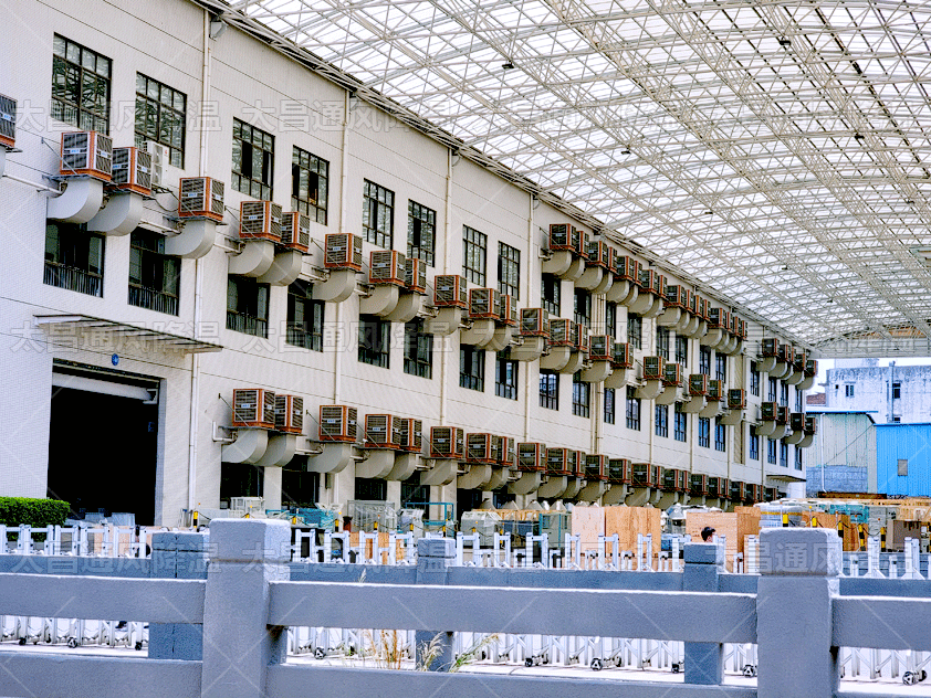 廠房太熱怎么降溫？車間降溫設(shè)備解決方案